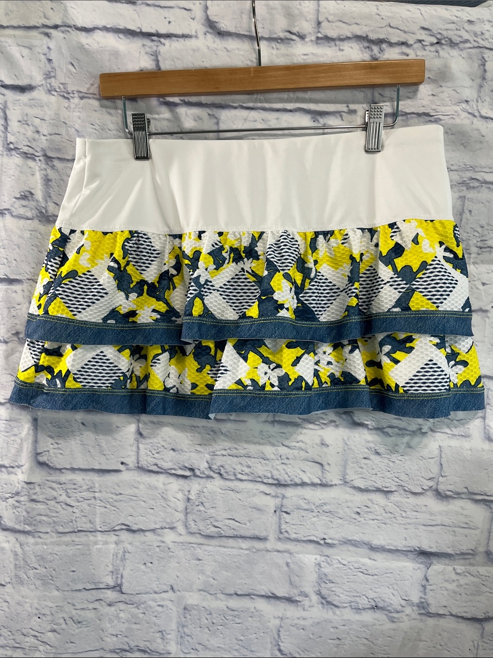 Lucky in Love Skort Tiered Ruffle Tennis Golf Athletic Size Large 12 Pickleball